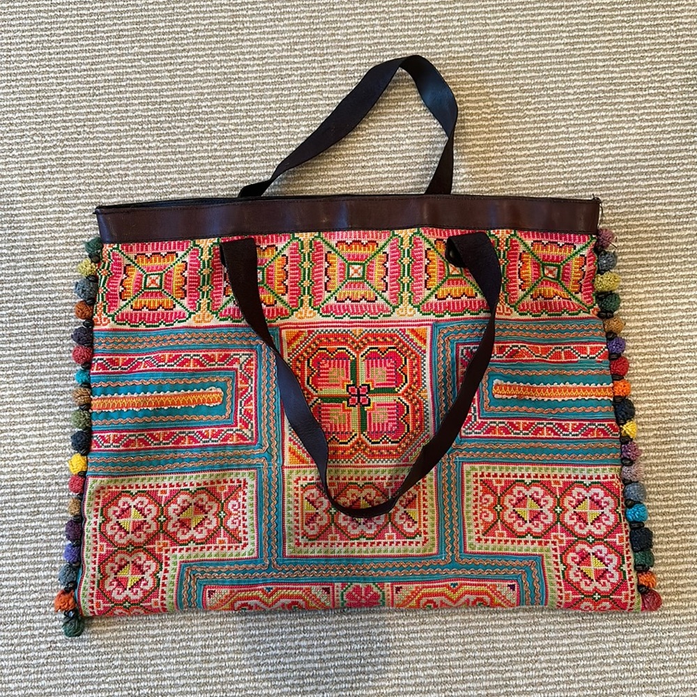 natural life artisan tote